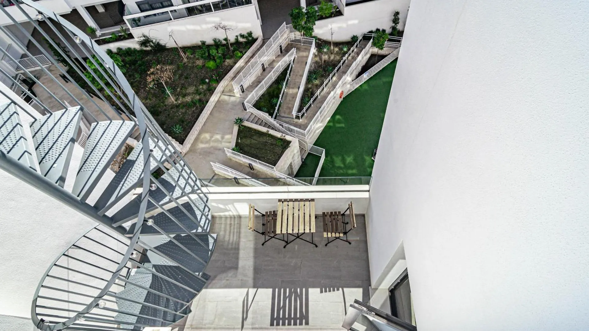 埃斯特波纳Eg54A - Luxury Penthouse With Private Sun Terrace公寓 公寓 埃斯特波纳