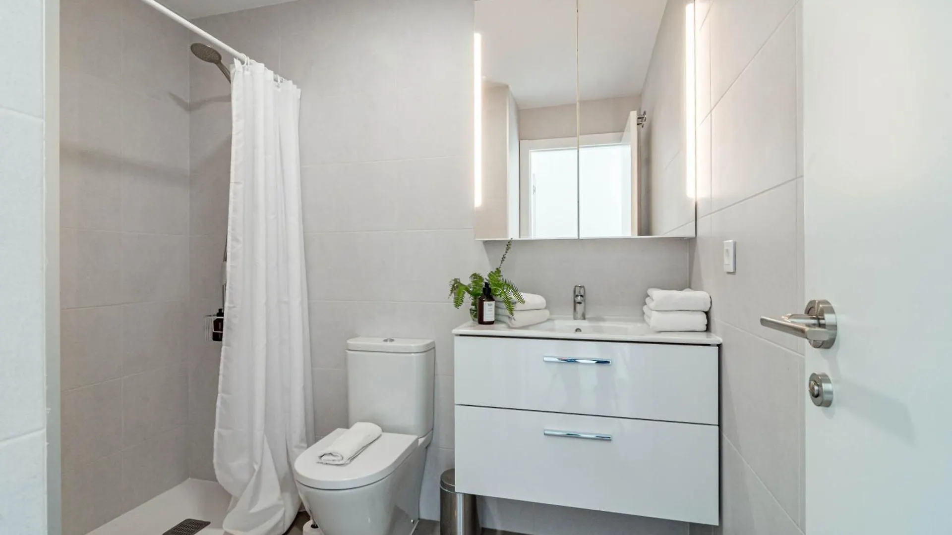埃斯特波纳Eg54A - Luxury Penthouse With Private Sun Terrace公寓 0*, 埃斯特波纳 西班牙