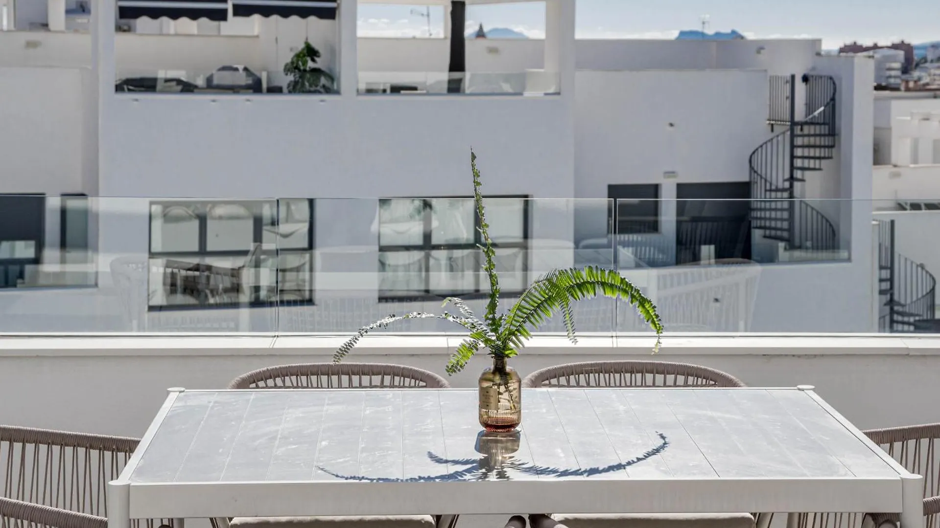 埃斯特波纳Eg54A - Luxury Penthouse With Private Sun Terrace公寓 0*, 埃斯特波纳
